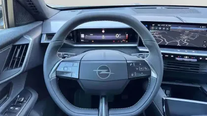 Photo 34 Opel Grandland  1.2 Turbo Hybrid 145 ch e-DCT6