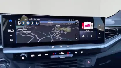 Photo 35 Opel Grandland  1.2 Turbo Hybrid 145 ch e-DCT6