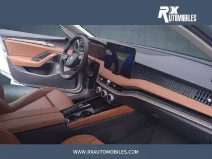 Photo 36 Skoda Superb Gén. IV Ph1 Laurin & Klement 5