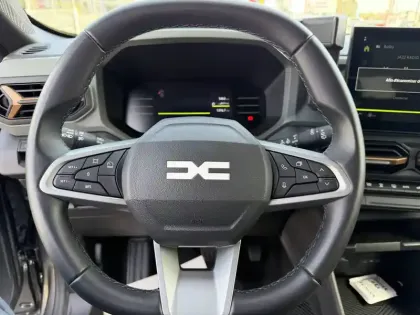 Photo 10 Dacia Duster  Hybrid 140