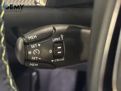 Photo 12 Peugeot 208  Hybrid 110 e-DCS6