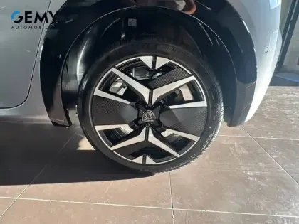 Photo 10 Peugeot 208  Hybrid 110 e-DCS6