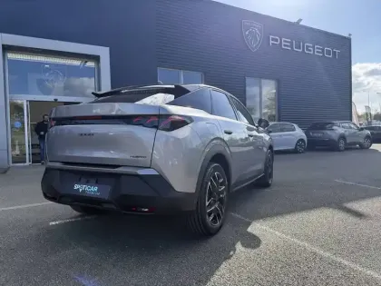 Photo 23 Peugeot 3008  Hybrid 145 e-DCS6