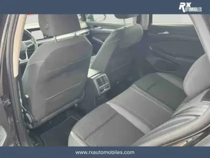 Photo 17 Volkswagen Golf Gén. VIII Ph1 Active 5