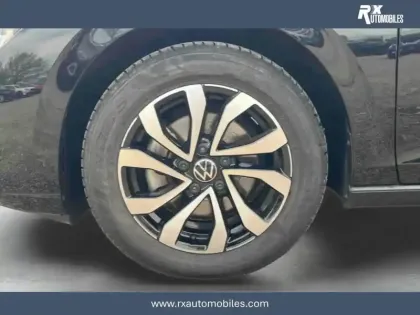 Photo 10 Volkswagen Golf Gén. VIII Ph1 Active 5