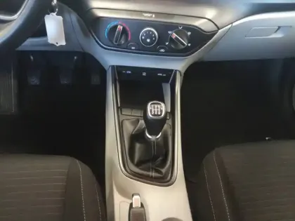 Photo 10 Hyundai I20 Gén. III Ph1 Intuitive 5