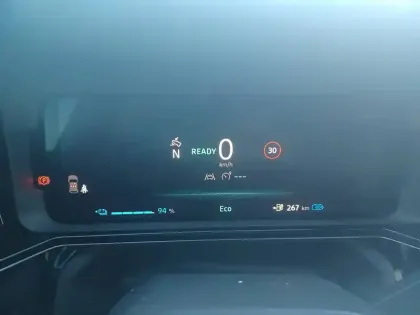 Photo 17 Nissan Micra Electrique 40kWh 120ch