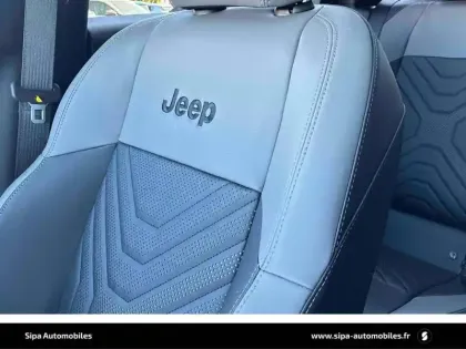 Photo 23 Jeep Compass  1.2 Turbo T3 145 ch BVR6 e-Hybrid 4x2