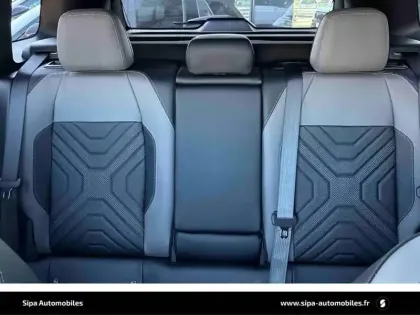 Photo 24 Jeep Compass  1.2 Turbo T3 145 ch BVR6 e-Hybrid 4x2