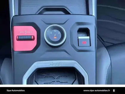 Photo 17 Jeep Compass  1.2 Turbo T3 145 ch BVR6 e-Hybrid 4x2