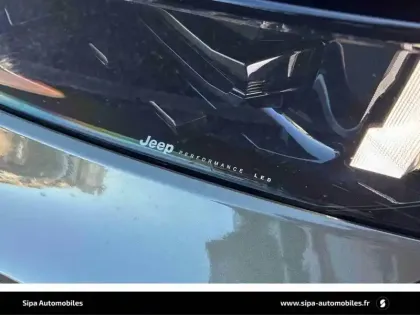 Photo 28 Jeep Compass  1.2 Turbo T3 145 ch BVR6 e-Hybrid 4x2