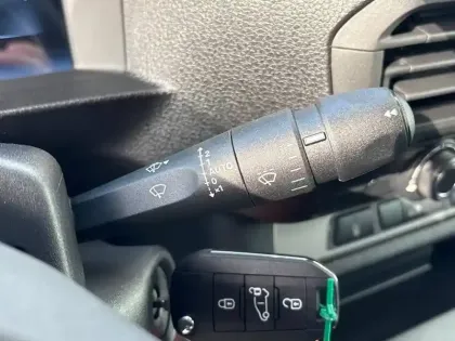 Photo 27 Citroën Jumpy  FGN DIESEL 150 CH M MANUELLE