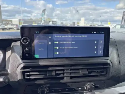 Photo 18 Citroën Jumpy  FGN DIESEL 150 CH M MANUELLE