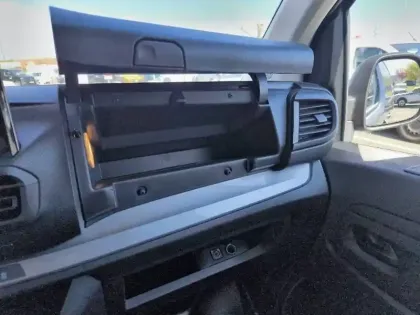 Photo 18 Peugeot Expert E- FGN M 136 CH 75 KWH