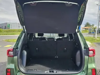 Photo 6 Ford Kuga NOUVEAU  2.5 DURATEC 180 FLEXIFUEL FHEV E85 POWERSHIFT