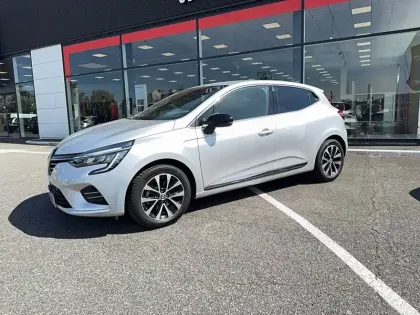 Photo 11 Renault Clio Gén. V (BJA) Ph1 NG Techno 5