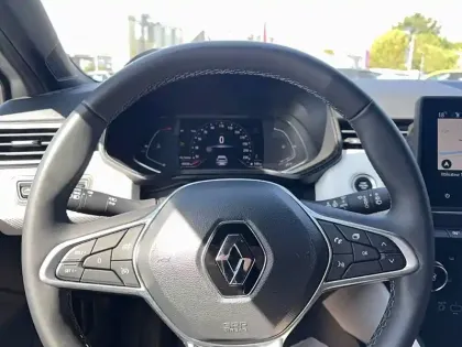 Photo 5 Renault Clio Gén. V (BJA) Ph1 NG Techno 5