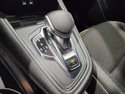 Photo 6 Renault Symbioz  E-Tech full hybrid 145