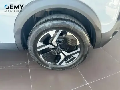 Photo 10 Peugeot 2008  Hybrid 110 e-DCS6