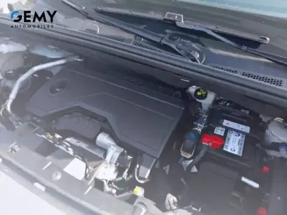 Photo 11 Peugeot Partner  FGN ESSENCE 110 CH M MANUELLE