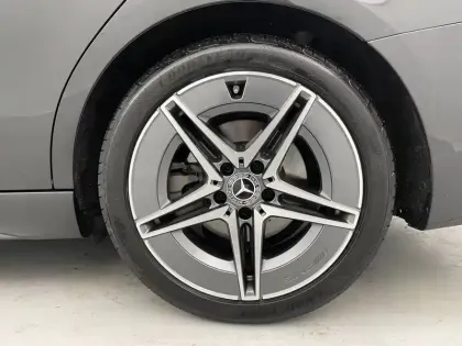 Photo 48 Mercedes Classe C Gén. V (S206) Ph1 AMG Line 5