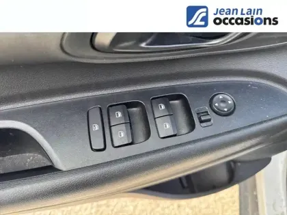 Photo 38 Hyundai Bayon  1.0 T-GDi 100 Hybrid 48V