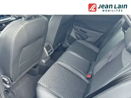 Photo 16 Volkswagen T-roc  1.5 eTSI EVO2 Hybrid 150 ch DSG7