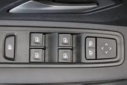 Photo 101 Dacia Sandero Gén. III (BJI) Ph2 Stepway Extreme + 5