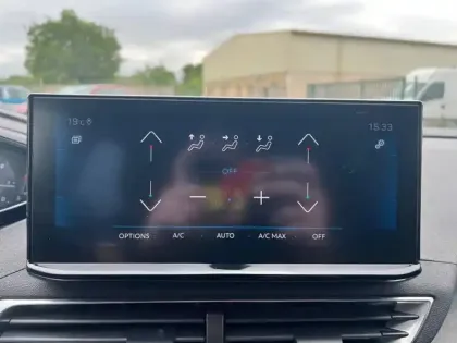 Photo 17 Peugeot 3008  BlueHDi 130ch S&S BVM6