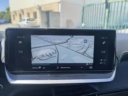 Photo 14 Peugeot 208  PureTech 130 S&S EAT8