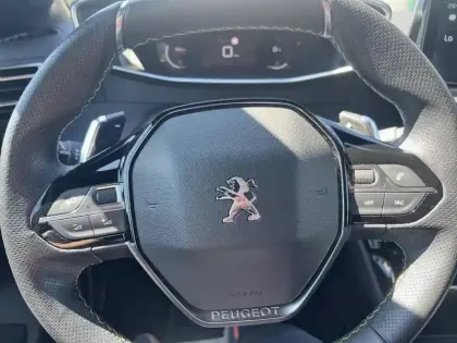 Photo 21 Peugeot 208  PureTech 130 S&S EAT8