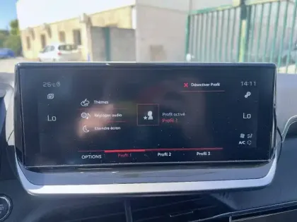 Photo 19 Peugeot 208  PureTech 130 S&S EAT8