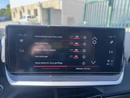 Photo 16 Peugeot 208  PureTech 130 S&S EAT8