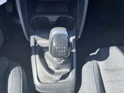 Photo 23 Citroën C3 Gén. IV Ph1 PLUS 5