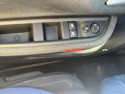 Photo 19 Citroën C3 Gén. IV Ph1 PLUS 5