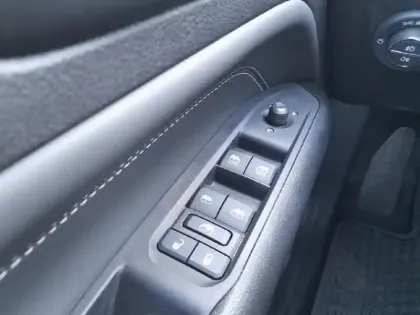 Photo 19 Jeep Compass Gén. II Ph2 S 5