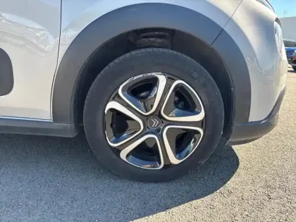 Photo 15 Citroën C3 Gén. III Ph2 Shine 5