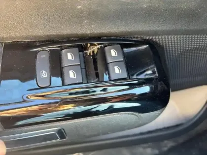 Photo 19 Citroën C3 Gén. III Ph2 Shine 5