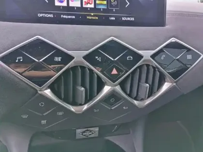 Photo 21 DS DS 3 DS3 Crossback BlueHDi 130 EAT8 Performance Line+