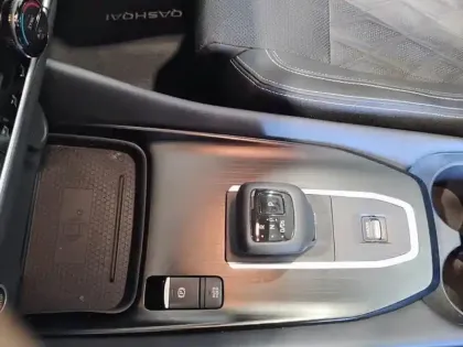 Photo 23 Nissan Qashqai  Mild Hybrid 158 ch Xtronic Tekna+