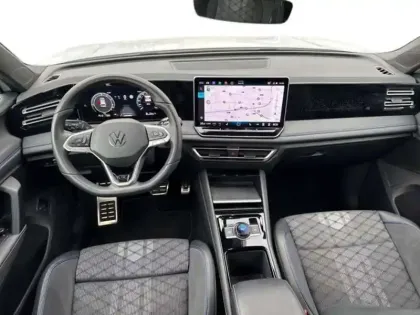 Photo 7 Volkswagen Tiguan Gén. III Ph1 R-Line 5