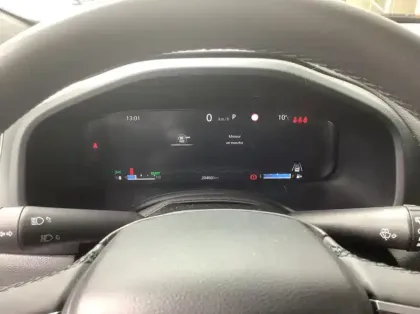 Photo 13 Jeep Renegade Nouveau 1.5 Turbo T4 130 ch BVR7 e-Hybrid Summit