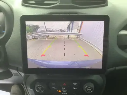 Photo 18 Jeep Renegade Nouveau 1.5 Turbo T4 130 ch BVR7 e-Hybrid Summit