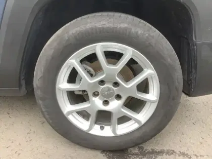 Photo 8 Jeep Renegade Nouveau 1.5 Turbo T4 130 ch BVR7 e-Hybrid Summit