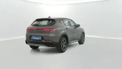 Photo 36 Alfa Romeo Tonale 1.5 Hybrid 160ch Ti TCT + Pack Conduite Autonome Plus