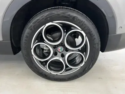 Photo 19 Alfa Romeo Tonale Gén. I Ph1 Ti 5