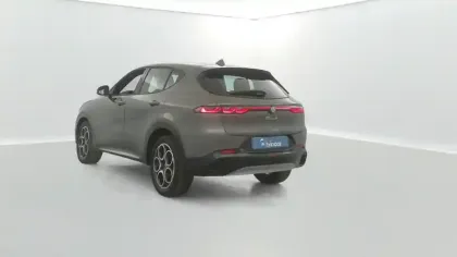 Photo 34 Alfa Romeo Tonale 1.5 Hybrid 160ch Ti TCT + Pack Conduite Autonome Plus