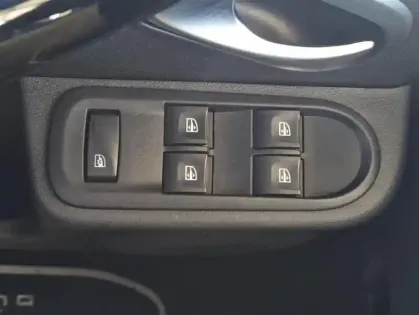 Photo 23 Dacia Duster Gén. I (H79) Ph2 NG Explorer 5