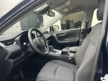 Photo 13 Toyota Rav4 Hybride 2WD 218ch Dynamic