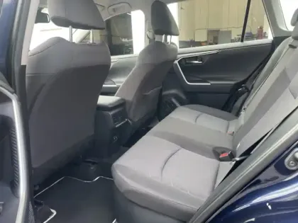 Photo 12 Toyota Rav4 Hybride 2WD 218ch Dynamic